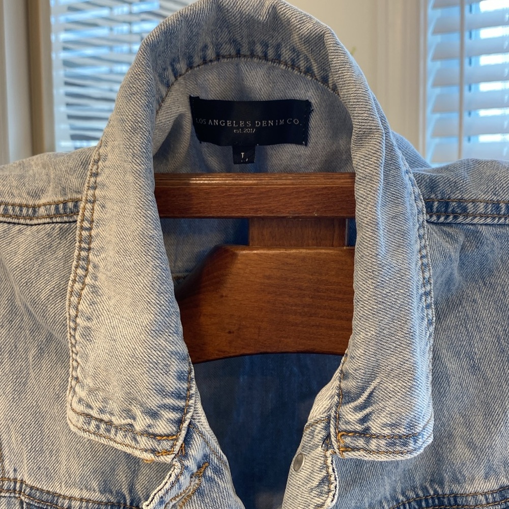 Sun Dance- Los Angeles Denim Co. vest. New with tags, Large π - Picture 3 of 4